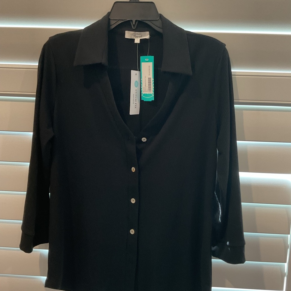 Beacon Black Button-Down Women's Lightweight Cardigan - Picture 5 of 9